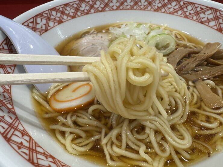 【日本麺紀行】石川県金沢市が誇る大野醤油の味わいを堪能できる老舗ラーメン店とは？ / 石川県金沢市本町の「万味（まんみ）」