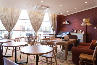 南町田グランベリーパークに「ひつじのショーンビレッジ ショップ＆カフェ」が登場