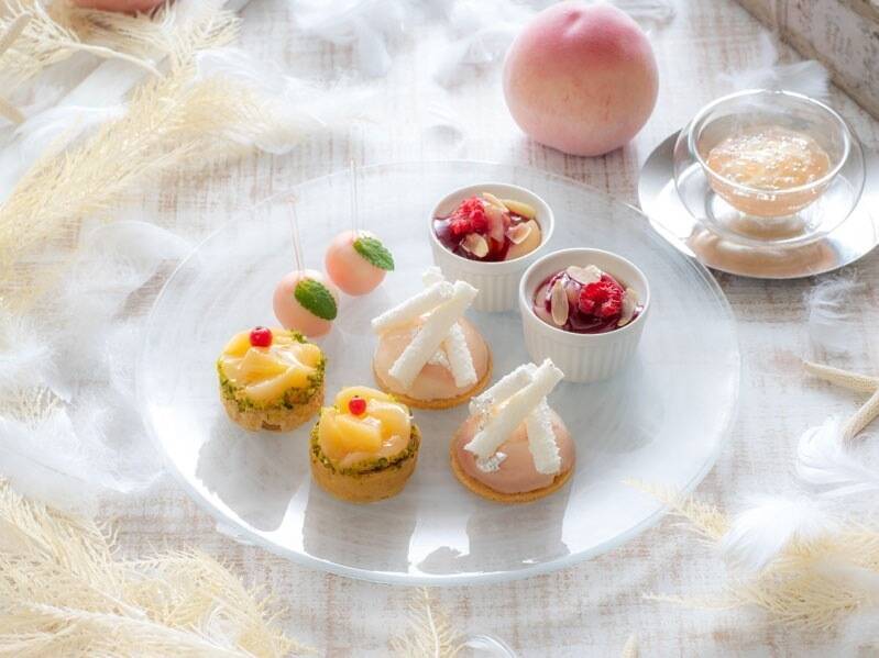 桃スイーツ アフタヌーンティーがホテル ラ スイート神戸ハーバーランドで開催 21年6月30日 エキサイトニュース