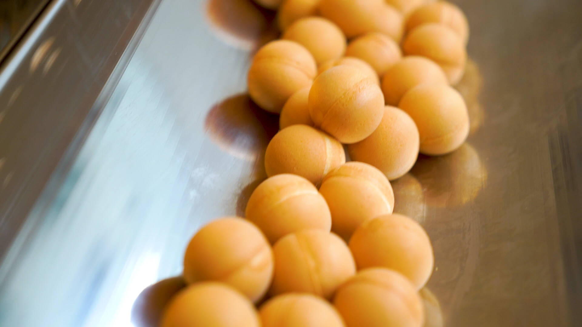 スイーツ界の新星！ 空飛ぶベビーカステラとは？ (2019年3月4日) エキサイトニュース