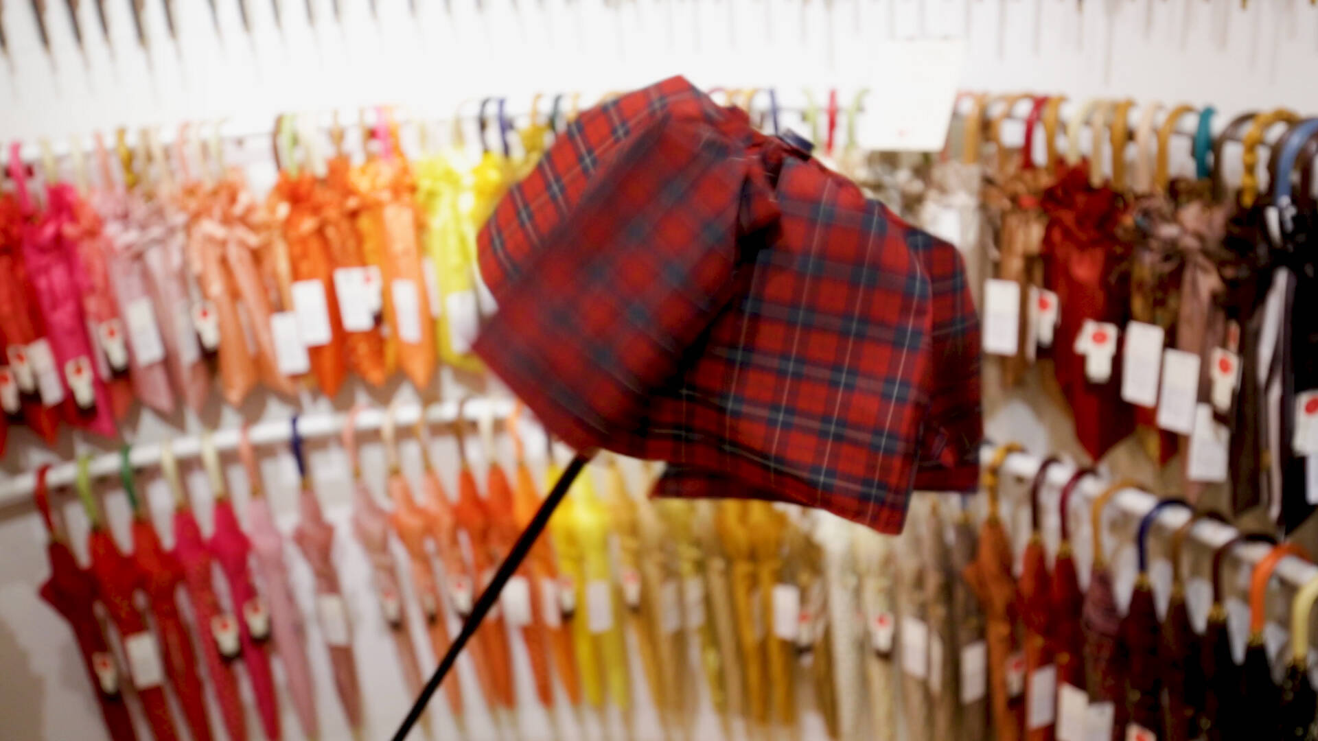 雨の日が待ち遠しくなる 私だけの1本を作れる傘の専門店 18年4月17日 エキサイトニュース 雨の日が待ち遠しくなる 私だけの1本を作れる傘の専門店 18年4月17日 エキサイトニュース