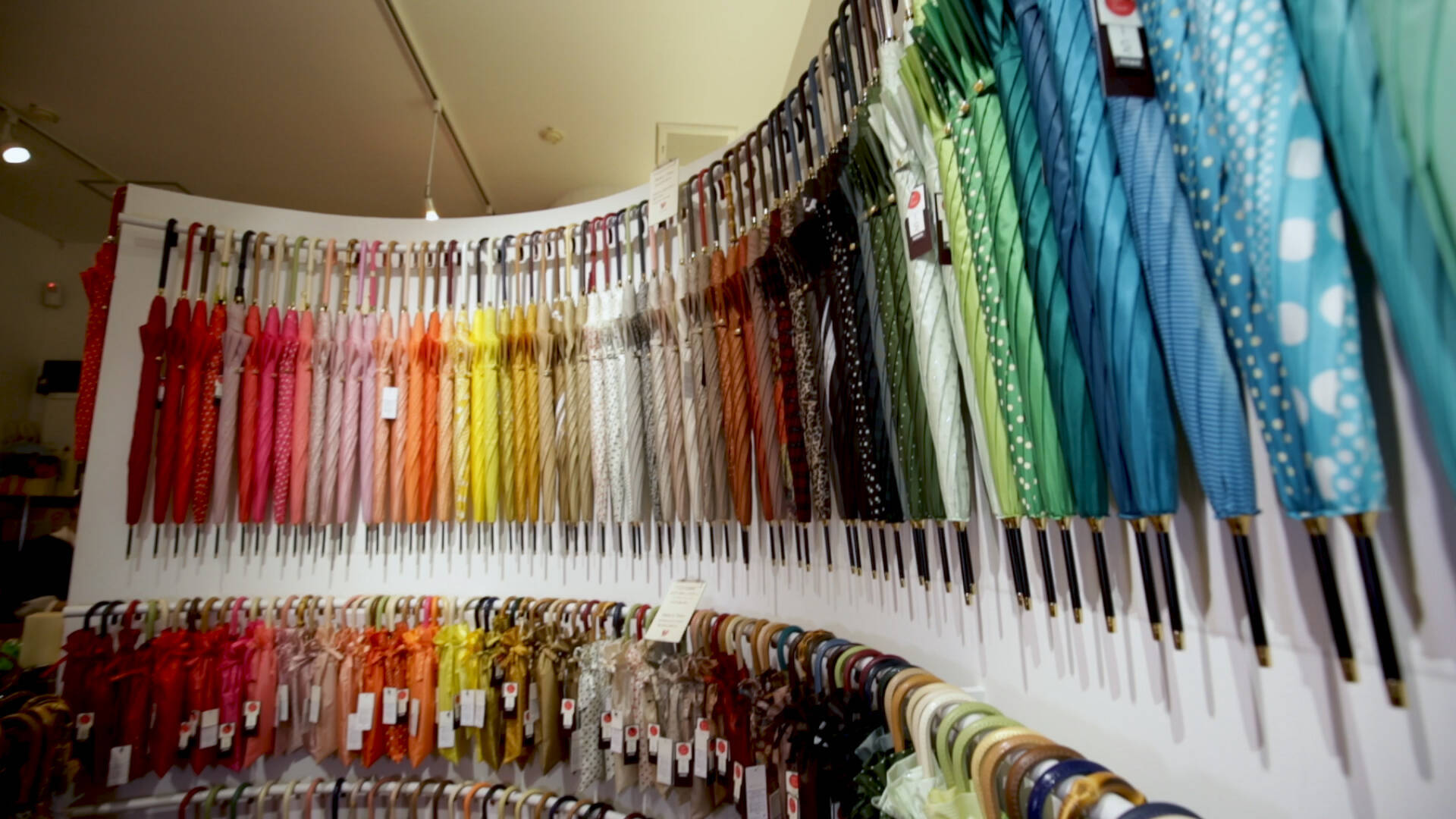 雨の日が待ち遠しくなる 私だけの1本を作れる傘の専門店 18年4月17日 エキサイトニュース 雨の日が待ち遠しくなる 私だけの1本を作れる傘の専門店 18年4月17日 エキサイトニュース