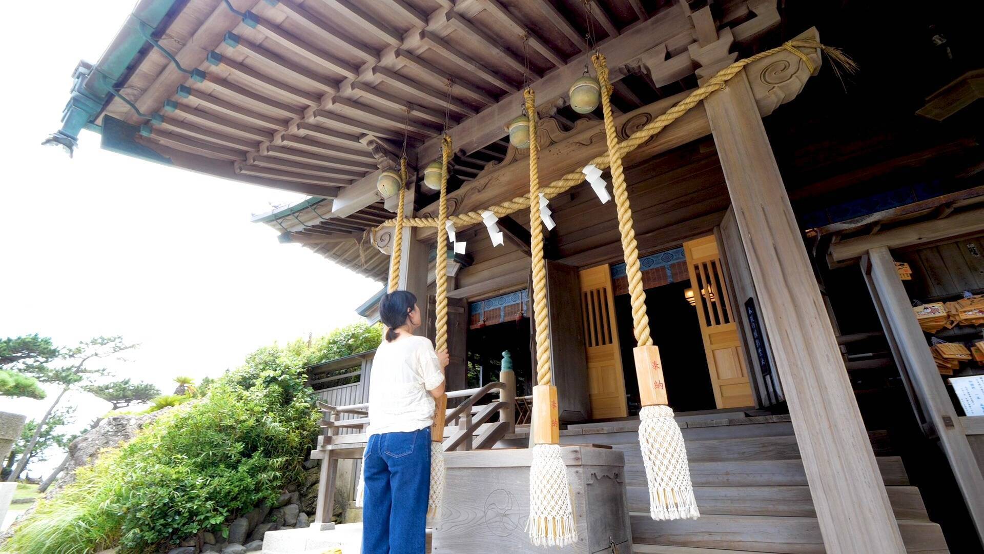 東京から1時間 海沿いの絶景神社で恋愛成就祈願 19年5月23日 エキサイトニュース