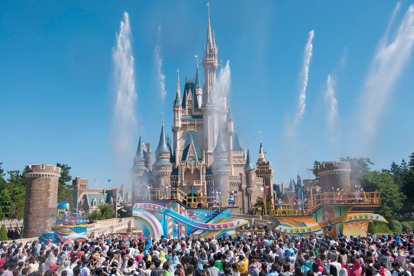 水しぶきを浴びて楽しもう ディズニーランド夏のショー 19年3月13日 エキサイトニュース