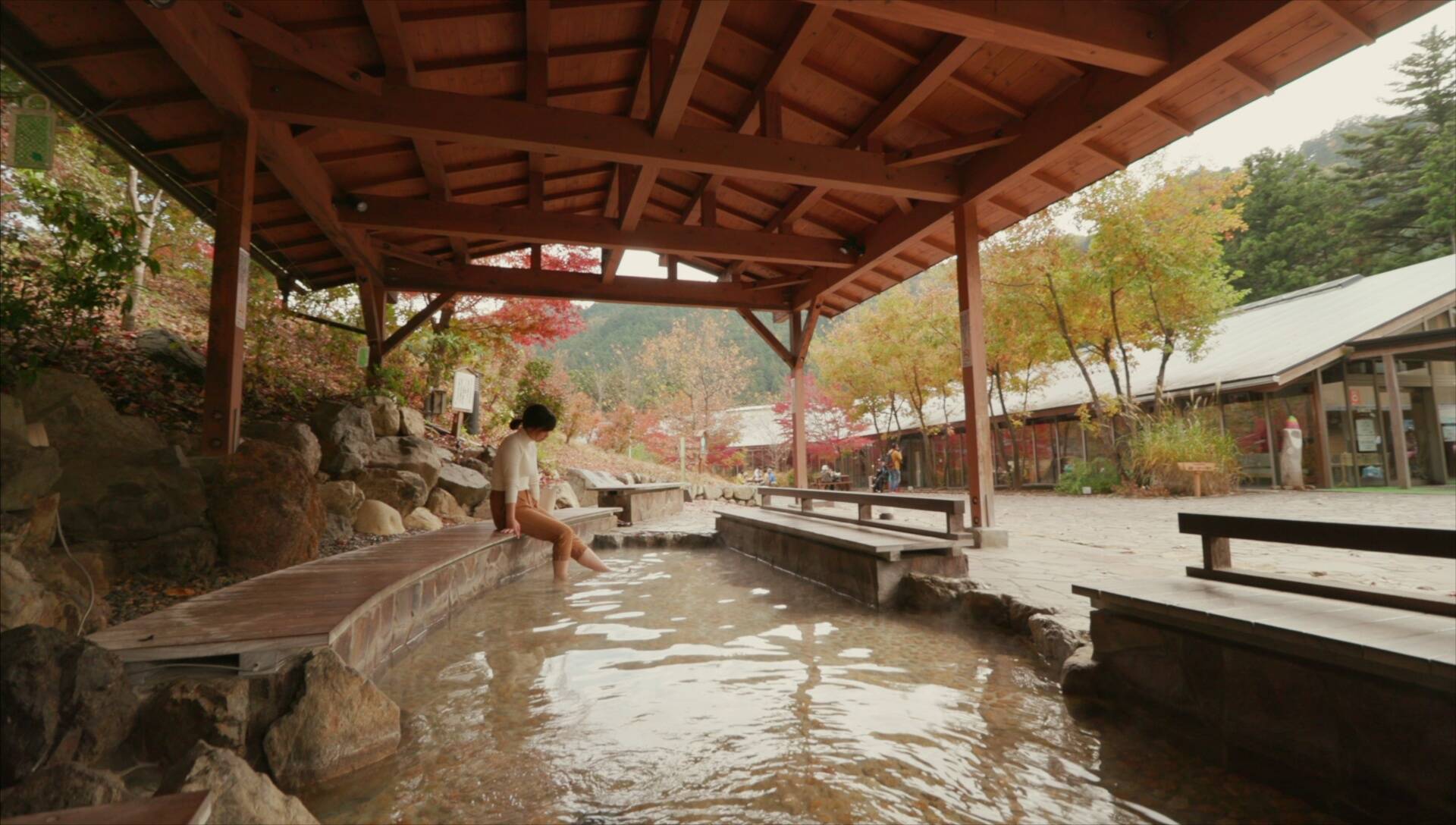 絶景ビューを独り占め 秋川渓谷 で雄大な景色を堪能 19年11月14日 エキサイトニュース