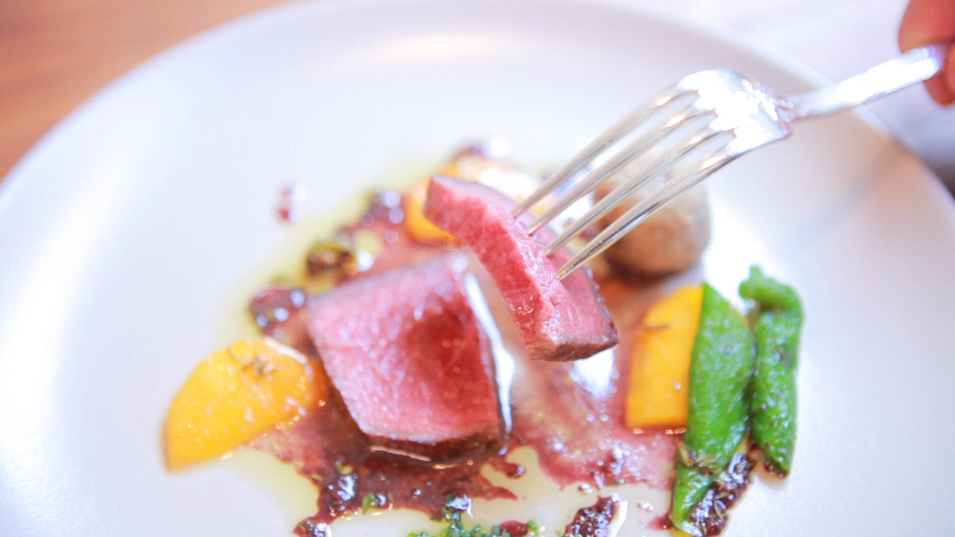 目と舌にごちそうを 素材と盛り付けにこだわる三つ星フレンチ 18年5月7日 エキサイトニュース