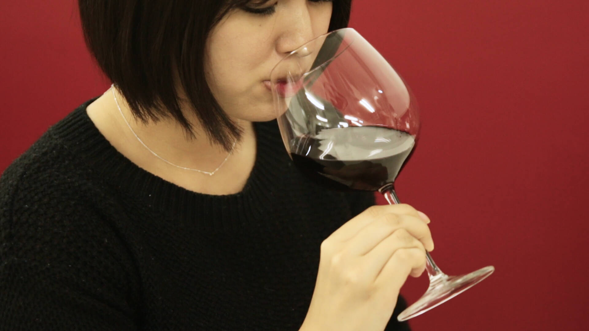 ワインの飲み方 正しいマナーと注ぎ方 持ち方を詳しく解説 19年11月日 エキサイトニュース