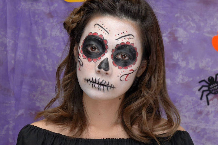 ハロウィンにぴったり かわいい スカルメイク 口元篇 18年10月9日 エキサイトニュース ハロウィンにぴったり かわいい スカルメイク 口元篇 18年10月9日 エキサイトニュース