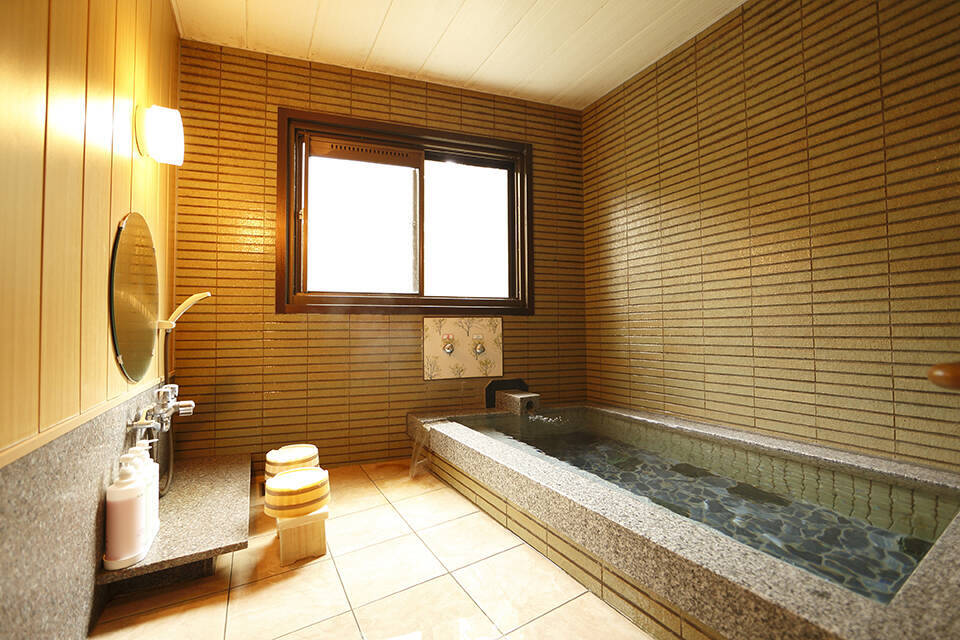 歴史と格式のある温泉宿で日本一の露天風呂を満喫