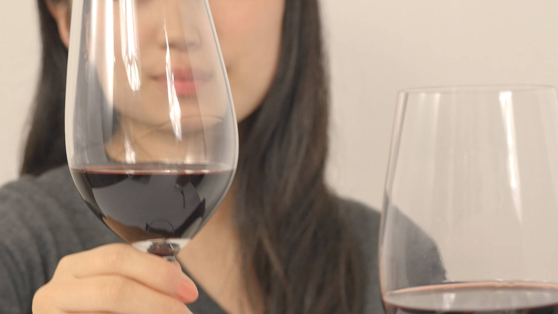 レストランでワインを味わう 女性のための上品なマナー講座 18年9月11日 エキサイトニュース