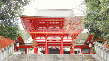 人気アニメ『ちはやふる』の舞台！滋賀の神社「近江神宮」