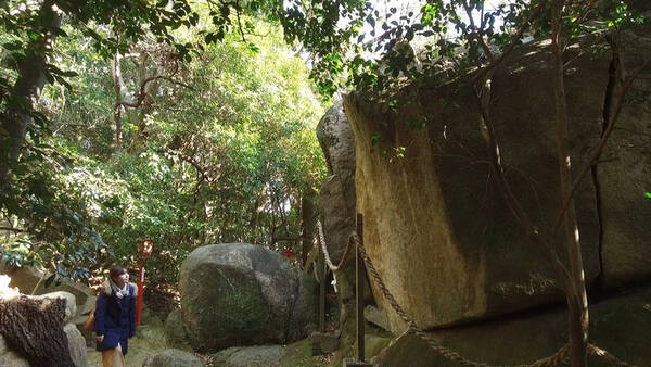 不思議な伝説が残る御神体 甑岩のご利益を授かる 兵庫 越木岩神社 19年1月29日 エキサイトニュース