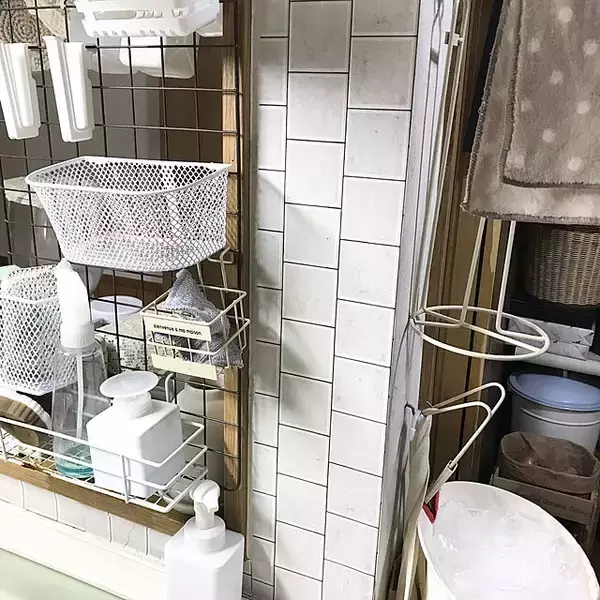 「シンプルで洗練されたインテリアを演出☆セリアでそろうホワイトアイテム」の画像