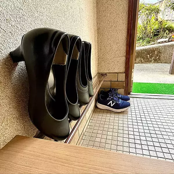 「お家の中でも外でも便利に使える♪暮らしを快適にするつっぱり棒活用法」の画像