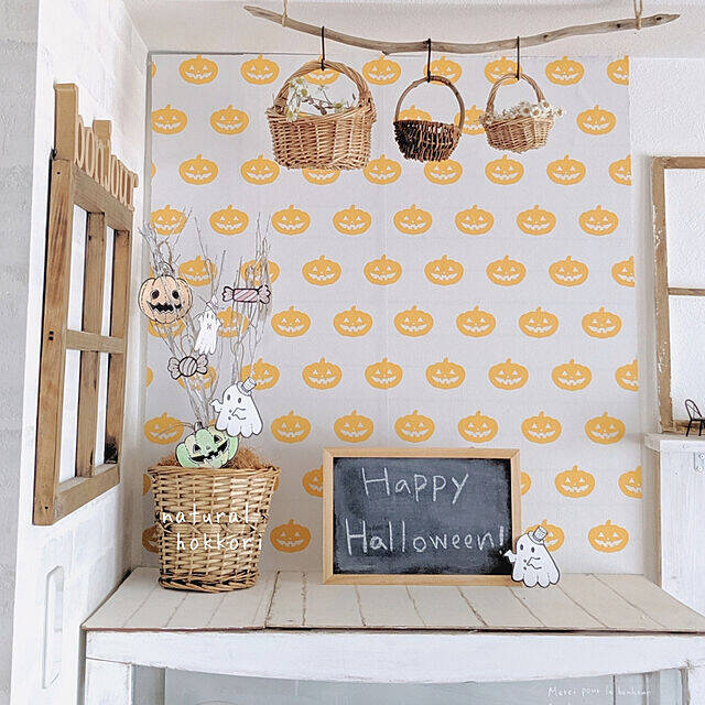 壁に彩りとアクセントをプラス☆柄ものの壁紙で楽しむインテリア