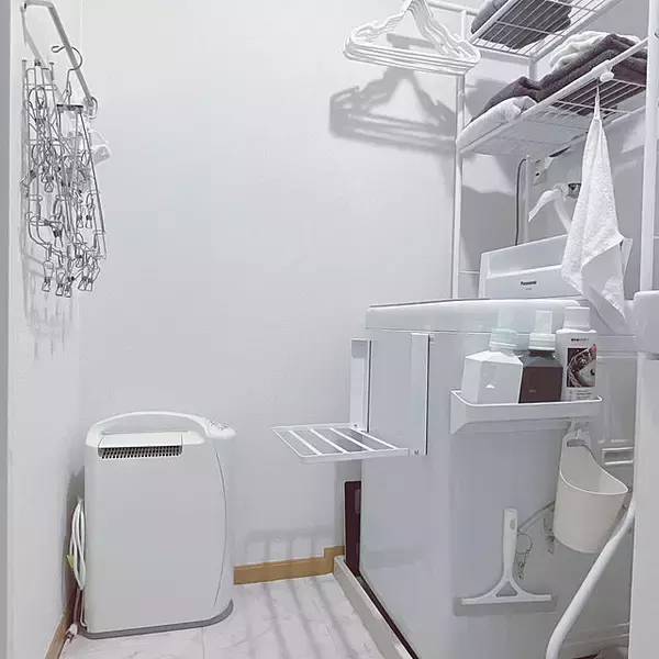 「暮らしやすさとインテリアを両立♪物がある場所でもスッキリ見せる工夫」の画像