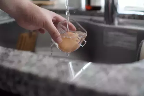 「【編集部が使ってみた】初めてのエッグスチーマーで感動！可愛い見た目のお役立ちアイテムです」の画像