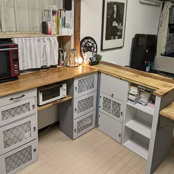 「収納力アップもインテリア映えも叶う！キッチンカウンターDIYアイデア集」の画像