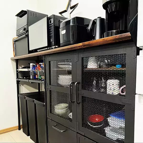 「収納力アップもインテリア映えも叶う！キッチンカウンターDIYアイデア集」の画像