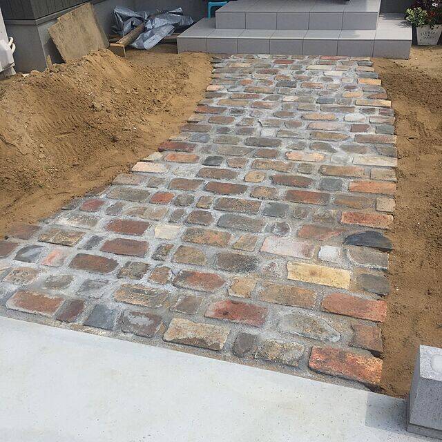 うきうきした気持ちで帰りたい♪こだわり溢れる玄関アプローチ