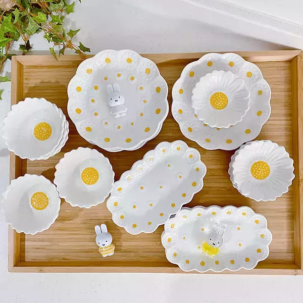 「かわいさに胸キュン♡セリアで見つけたお気に入りの食器」の画像
