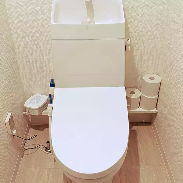 「見た目も利便性も叶える☆トイレットペーパーの収納アイデア」の画像