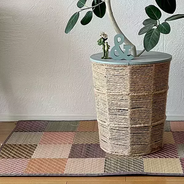 「ダイソーDIYで垢抜けリビングを目指す！参考にしたい100均リメイクアイデア6選」の画像