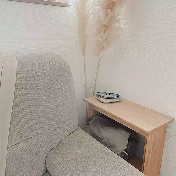 「ダイソーDIYで垢抜けリビングを目指す！参考にしたい100均リメイクアイデア6選」の画像