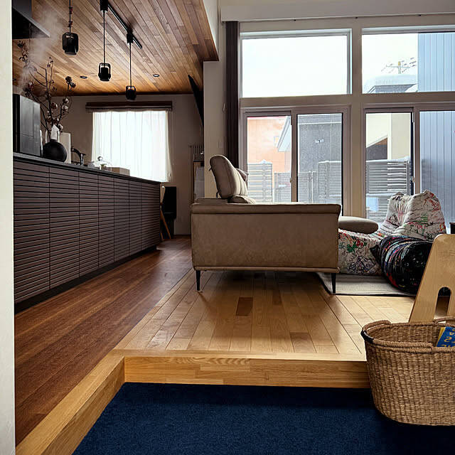 「のびやかな空間と素材のレイヤードを楽しむ、家族とともに育つ住まいづくり」 by tb_risei.homeさん