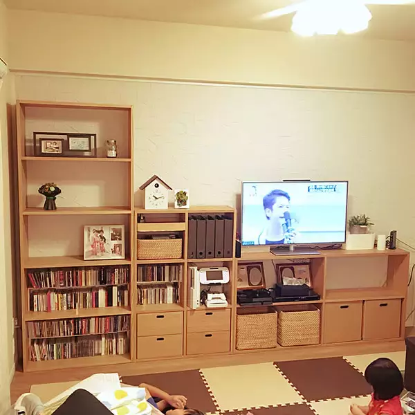 「お家のいたるところで大活躍！無印良品の重なるラタンバスケット」の画像