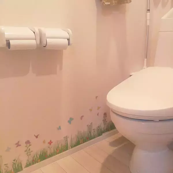 「気軽に模様替えを楽しめる♪セリアのウォールステッカー実例集」の画像