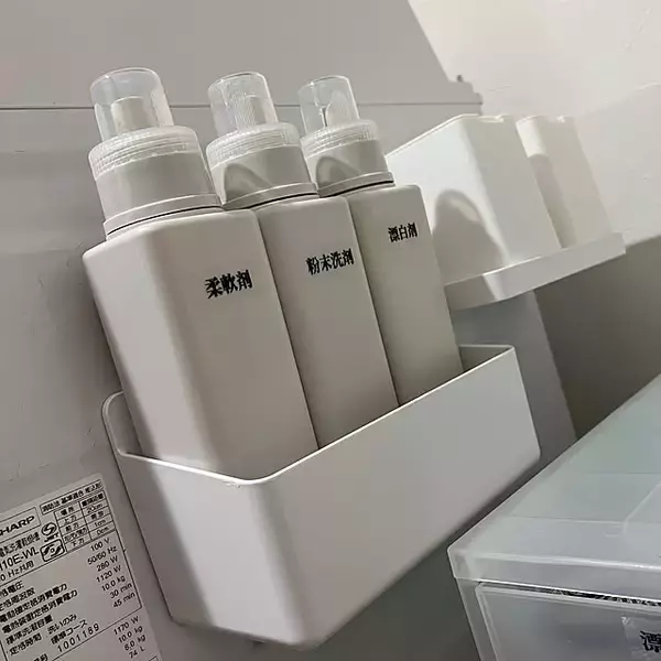 「ダイソーで買える♪マグネット付きで便利な収納アイテム」の画像