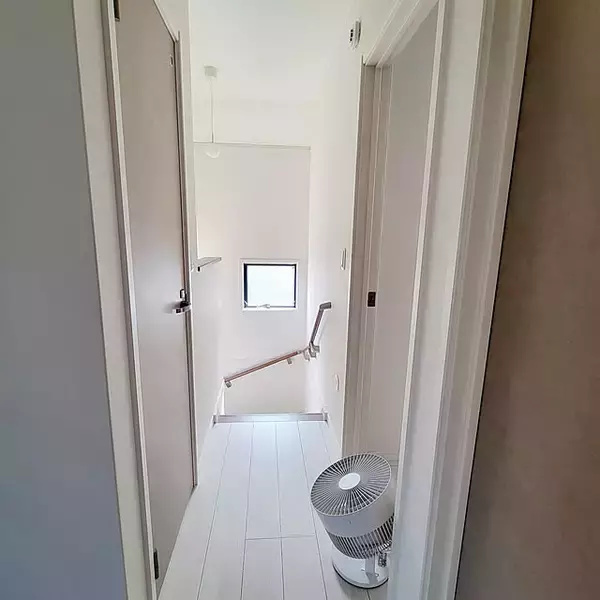 「空気のムラをなくして心地よい空間に。使いやすさが自慢の無印良品のサーキュレーター」の画像