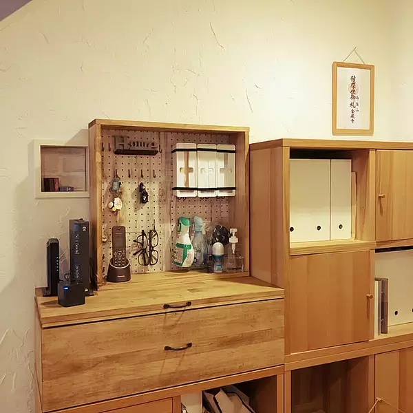 「プチプラのアイテムが大活躍♪ダイソーで作るリビングのDIYアイデア6選」の画像