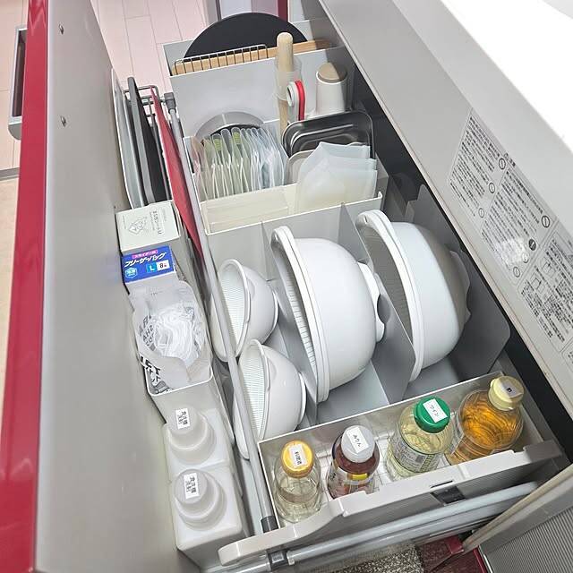 仕切りにも目隠しにも使える！アイデアが光るブックエンドの活用方法