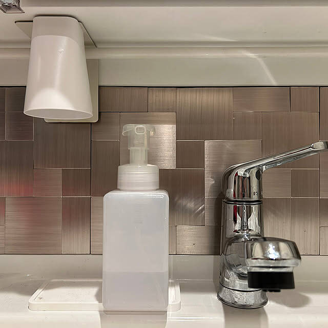 仕切りにも目隠しにも使える！アイデアが光るブックエンドの活用方法