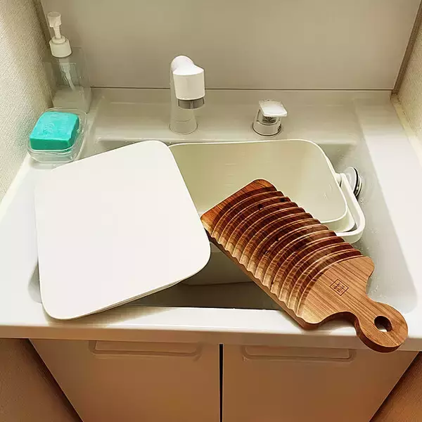 「使いやすくてデザインも◎日々の暮らしが快適になる「マーナ」の製品」の画像