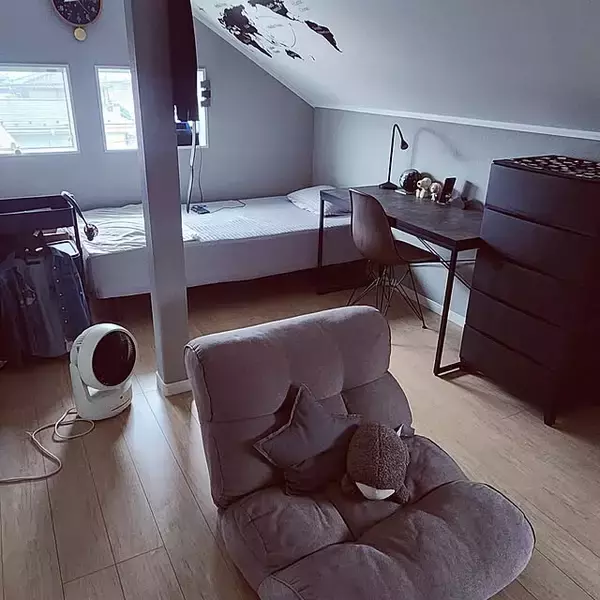 「一人暮らしから家族の寝室まで自由に使える♪無印良品の脚付きマットレスがある暮らし」の画像