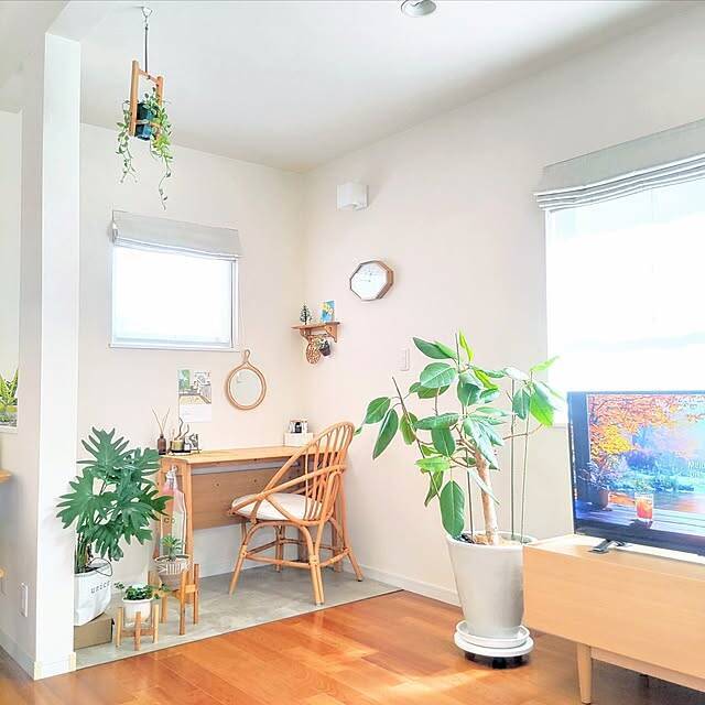 お部屋の雰囲気をガラリと変えたいならこれ！フロアタイルを取り入れたDIY実例