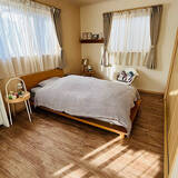 「お部屋の雰囲気をガラリと変えたいならこれ！フロアタイルを取り入れたDIY実例」の画像5