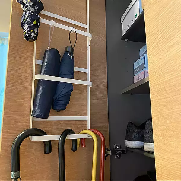 デッドスペースを上手に使いこなして快適に。扉裏を使った収納実例6選