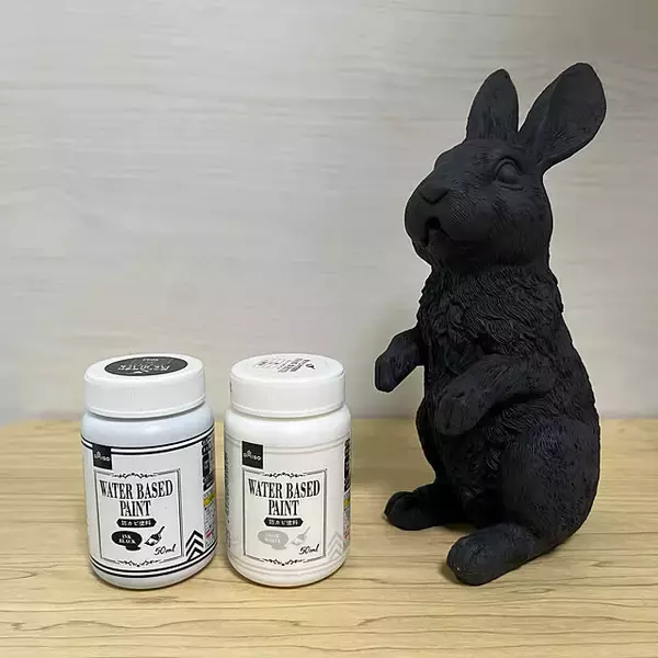 「用途や仕上がりイメージに合わせて選べる♪ダイソーの塗料・ペンキを使ったDIY実例集」の画像