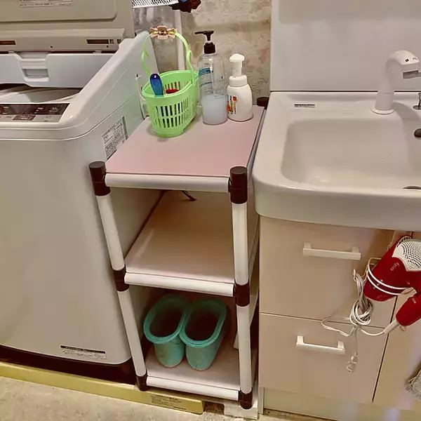 「目隠しから収納作り、プチリフォームまで簡単にできる♪100均プラダンを活用したDIYアイデア」の画像