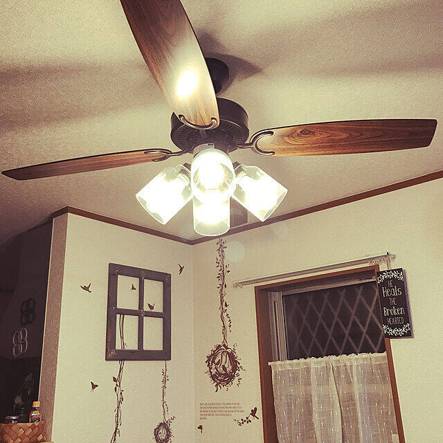 見た目も機能もばっちり♡シーリングファンライトがあるお部屋