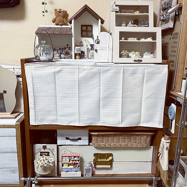 貼って留めるだけで暮らしが整う！マジックテープを使った日常に役立つアイデア集