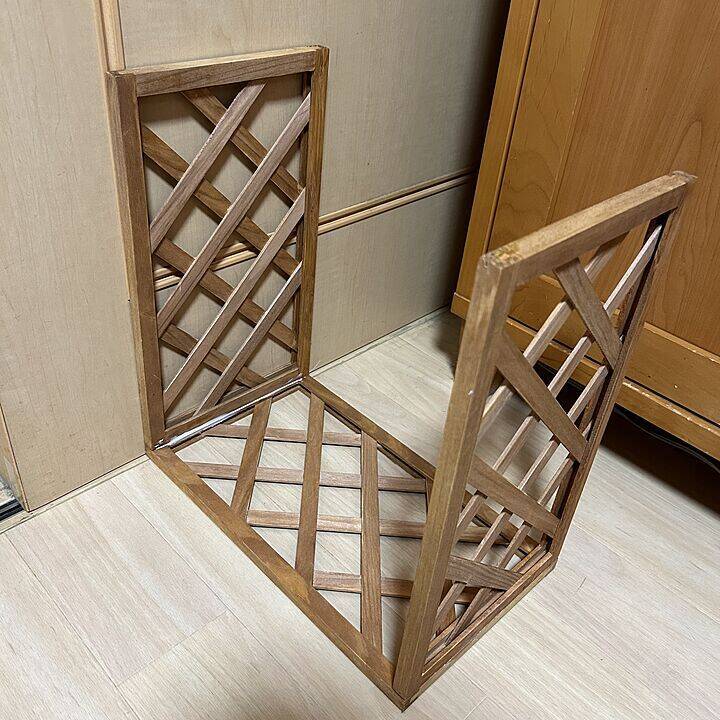 「空間を有効活用！木製フェンス3枚を棚に変える簡単レシピ」 by milkさん