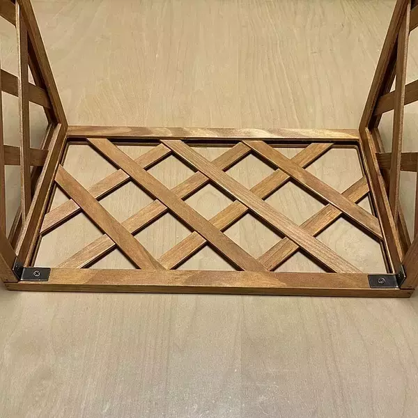 「「空間を有効活用！木製フェンス3枚を棚に変える簡単レシピ」 by milkさん」の画像