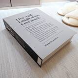 「インテリアのアクセントと収納を両立！ダイソーのペーパーボックスを使った収納アイデア」の画像2