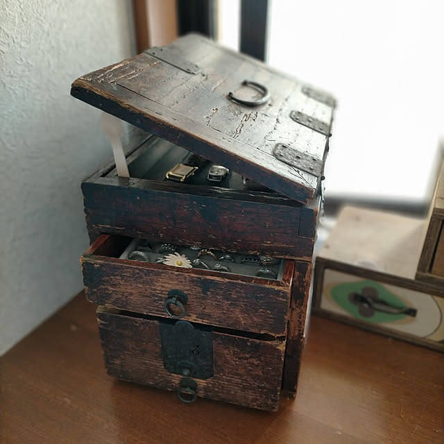 お好みに合わせて作れる♪ダイソーのアイテムを使ったアクセサリー収納をご紹介