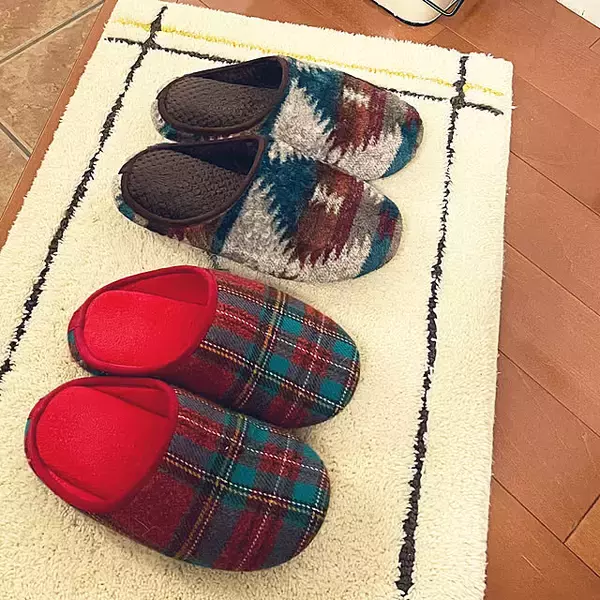 「バリエーション豊富で選ぶのも楽しい♪我が家のお気に入りスリッパご紹介します」の画像
